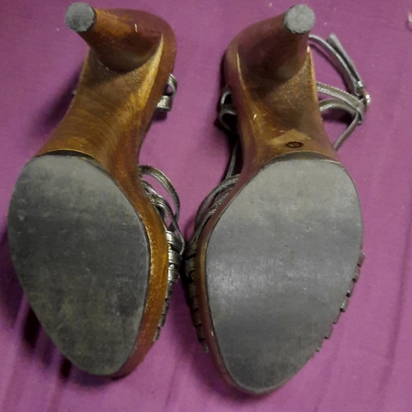 Miu Miu platform heels - Picture 4 of 8